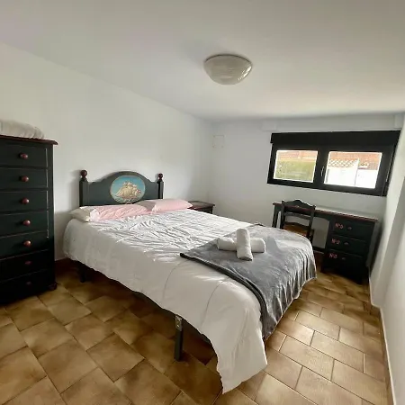 Exclusiva Con Piscina, Jardin Y Barbacoa بيت للعطل