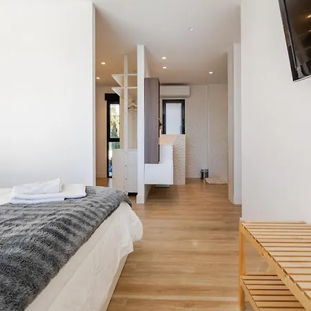Exclusiva Con Piscina, Jardin Y Barbacoa بيت للعطل