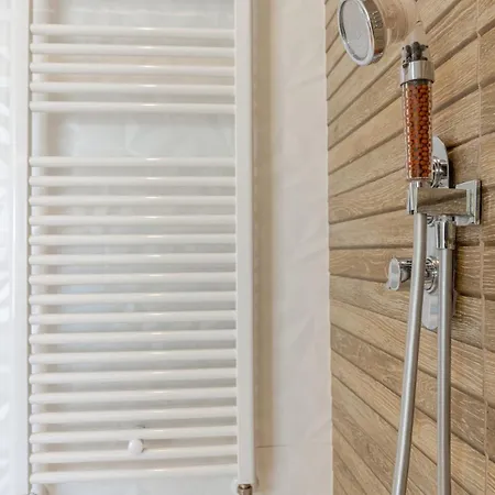 Exclusiva Con Piscina, Jardin Y Barbacoa * بيليكْروس