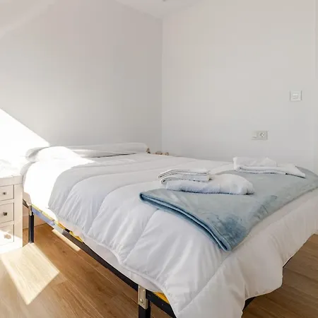 Exclusiva Con Piscina, Jardin Y Barbacoa 度假居 *