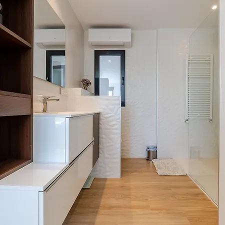 Exclusiva Con Piscina, Jardin Y Barbacoa 度假居